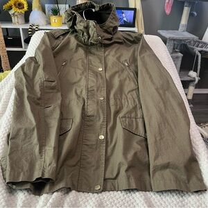 NWOT Hooded Olive Green Women's Jacket